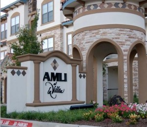 AMLI at La Villita Apartment Entrance