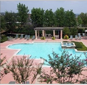 Legacy at Valley Ranch Apartment Pool