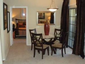 Shadows of Cottonwood Apartment Dining Area