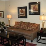 Shadows of Cottonwood Apartment Living Area