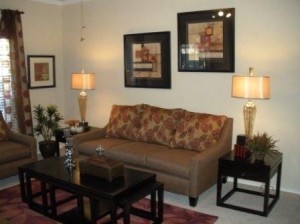 Shadows of Cottonwood Apartment Living Area